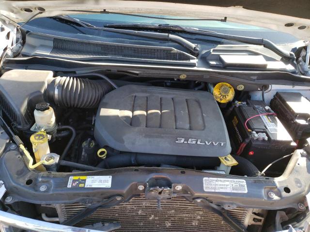 Photo 12 from auction – 2014 CHRYSLER TOWN & COU with VIN 2C4RC1BG7ER433603