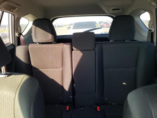 Photo 10 from auction – 2017 TOYOTA RAV4 LE with VIN JTMZFREV5HJ141702