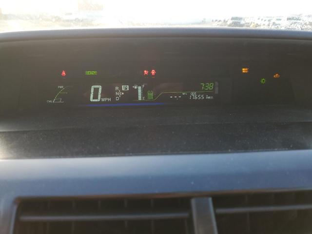 Photo 9 from auction – 2014 TOYOTA PRIUS V with VIN JTDZN3EUXE3348190