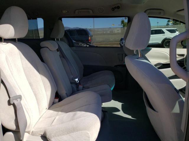 Photo 11 from auction – 2011 TOYOTA SIENNA LE with VIN 5TDKK3DC2BS001336