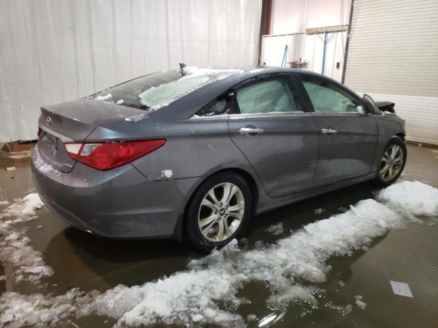 Photo 3 from auction – 2011 HYUNDAI SONATA SE with VIN 5NPEC4AC1BH133756