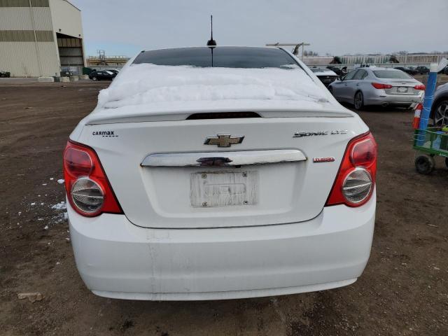 Photo 6 from auction – 2015 CHEVROLET SONIC LTZ with VIN 1G1JE5SB2F4202124