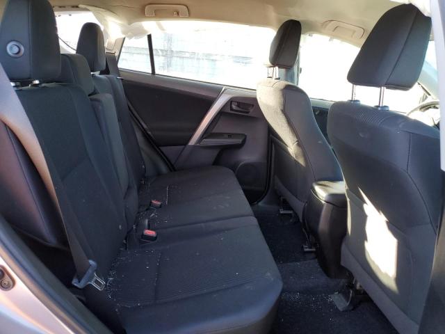 Photo 11 from auction – 2017 TOYOTA RAV4 LE with VIN 2T3BFREV6HW660020