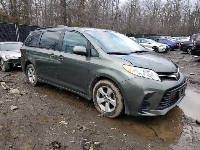 Photo 4 from auction – 2018 TOYOTA SIENNA LE with VIN 5TDKZ3DC9JS917795