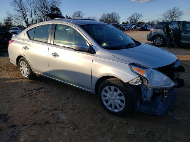 Zdjęcie 4 z aukcji – 2016 NISSAN VERSA S z VIN 3N1CN7AP6GL809294
