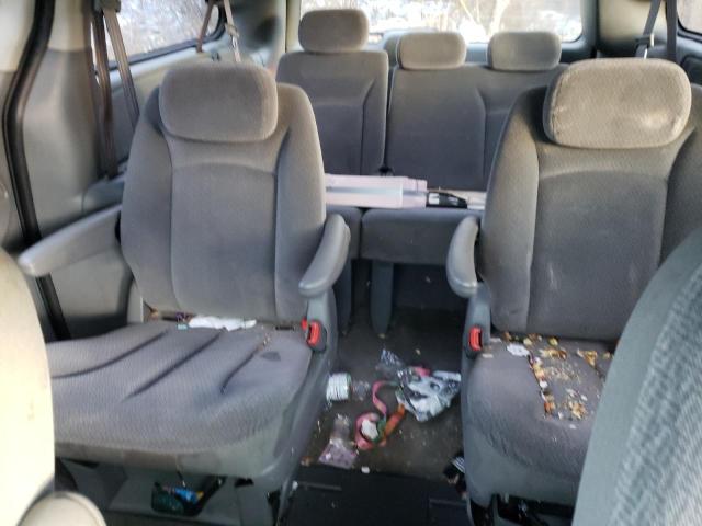 Photo 10 from auction – 2005 CHRYSLER TOWN&COUNT with VIN 2C4GP54L85R508290