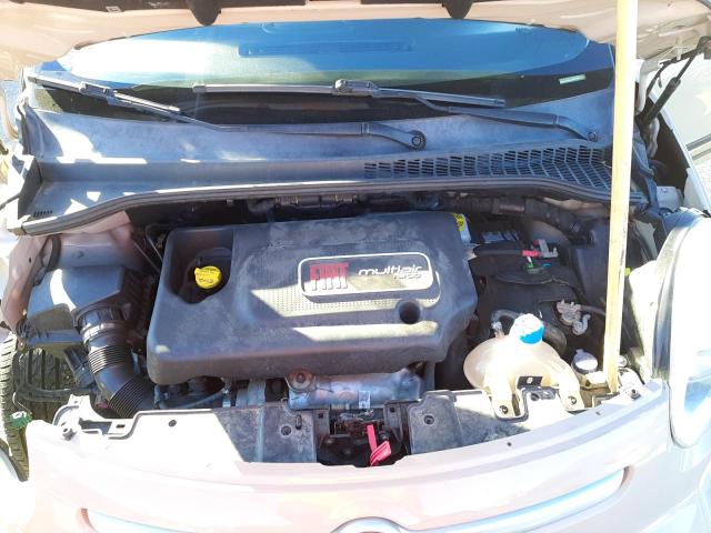 Photo 11 from auction – 2014 FIAT 500L TREKK with VIN ZFBCFADH8EZ028829