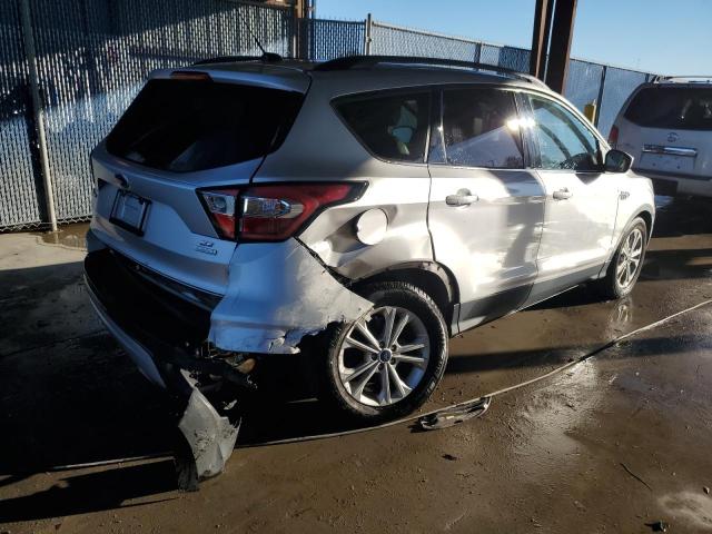 Photo 3 from auction – 2017 FORD ESCAPE SE with VIN 1FMCU0GD8HUC53691