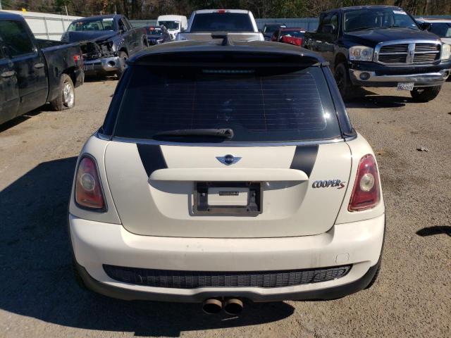 Photo 6 from auction – 2010 MINI COOPER S with VIN WMWMF7C57ATX42652