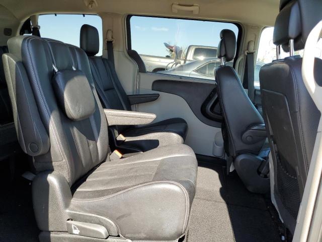 Photo 11 from auction – 2013 CHRYSLER TOWN & COU with VIN 2C4RC1BG0DR780107