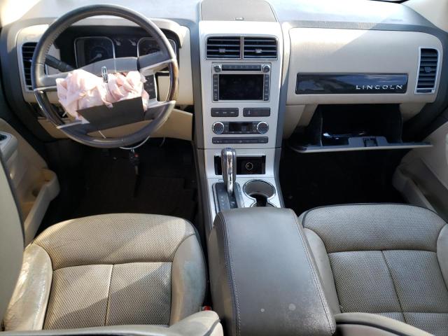 Photo 8 from auction – 2009 LINCOLN MKX with VIN 2LMDU88C99BJ02413
