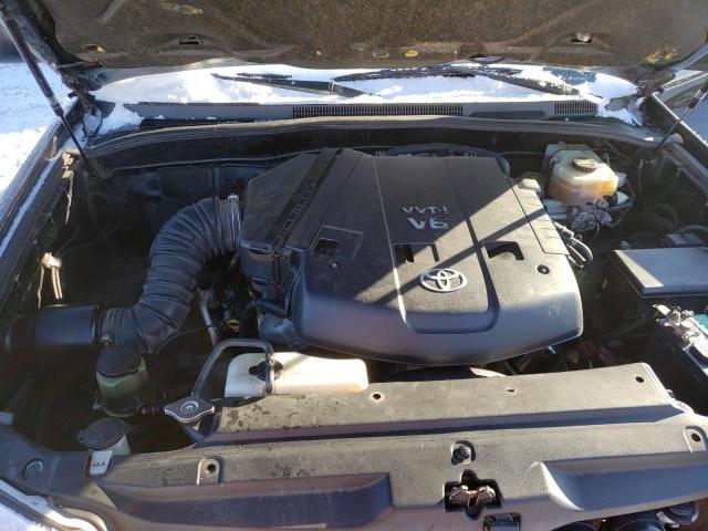 Photo 12 from auction – 2004 TOYOTA 4RUNNER SR with VIN JTEBU14R948015904