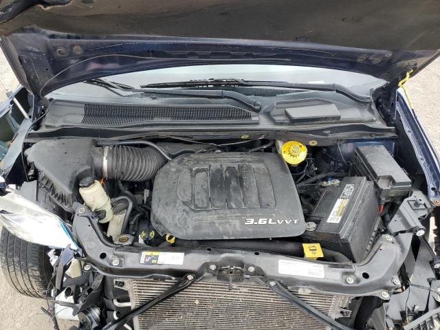 Photo 12 from auction – 2015 CHRYSLER TOWN & COU with VIN 2C4RC1BG2FR577111