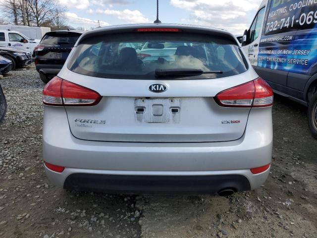 Фото 6 с аукциона – 2015 KIA FORTE EX с VIN KNAFX5A88F5285952