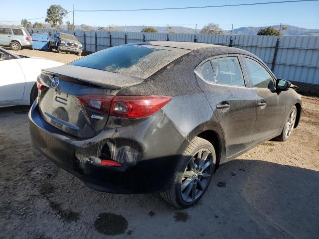 Photo 3 from auction – 2018 MAZDA 3 TOURING with VIN 3MZBN1V32JM229844