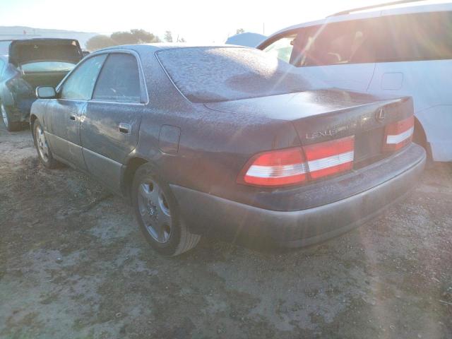 Photo 2 from auction – 2001 LEXUS ES 300 with VIN JT8BF28G810309719