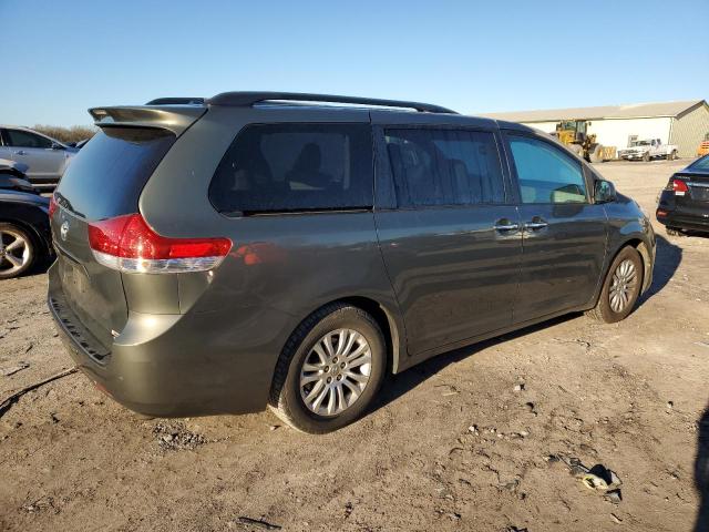 Photo 3 from auction – 2011 TOYOTA SIENNA XLE with VIN 5TDYK3DC9BS132838