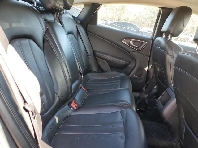 Photo 10 from auction – 2017 CHRYSLER 200 LIMITE with VIN 1C3CCCAB1HN504226