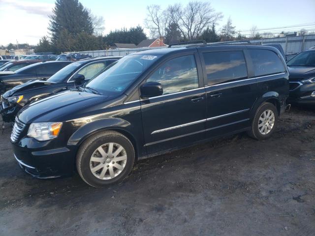 CHRYSLER TOWN & COU 2013 with VIN 2C4RC1BG5DR716015 - Photo from auction