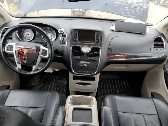 Photo 8 from auction – 2015 CHRYSLER TOWN & COU with VIN 2C4RC1BG2FR577111