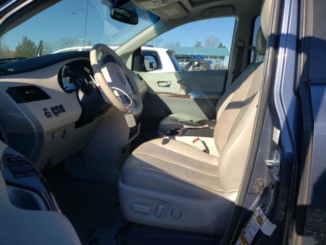 Photo 7 from auction – 2013 TOYOTA SIENNA XLE with VIN 5TDYK3DC7DS373932