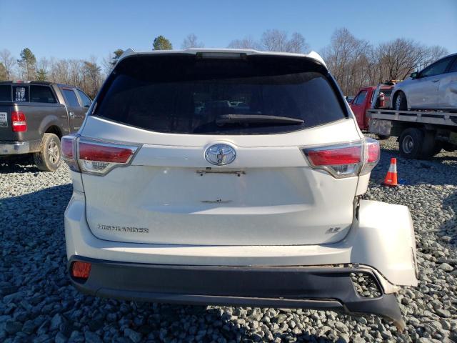 Photo 6 from auction – 2015 TOYOTA HIGHLANDER with VIN 5TDZARFH3FS013983