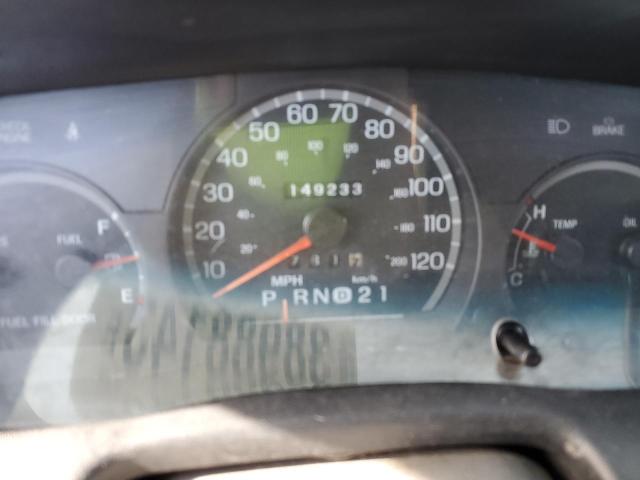 Photo 9 from auction – 1998 FORD CROWN VICT with VIN 2FAFP73W5WX135375