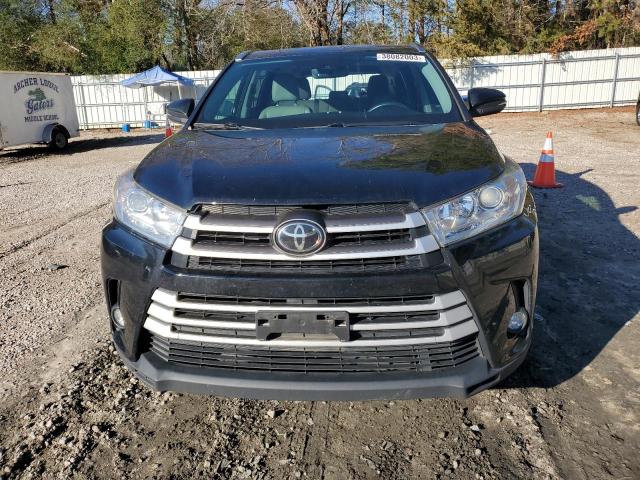 Photo 5 from auction – 2018 TOYOTA HIGHLANDER with VIN 5TDKZRFH4JS282626