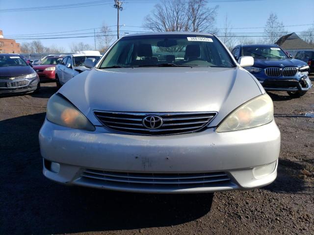 Photo 5 from auction – 2005 TOYOTA CAMRY LE with VIN 4T1BE30K75U406124
