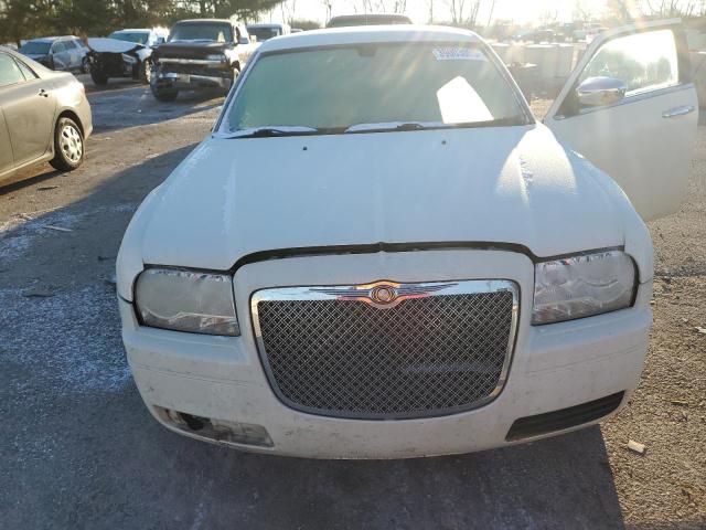 Photo 11 from auction – 2008 CHRYSLER 300 LX with VIN 2C3KA43R48H127269