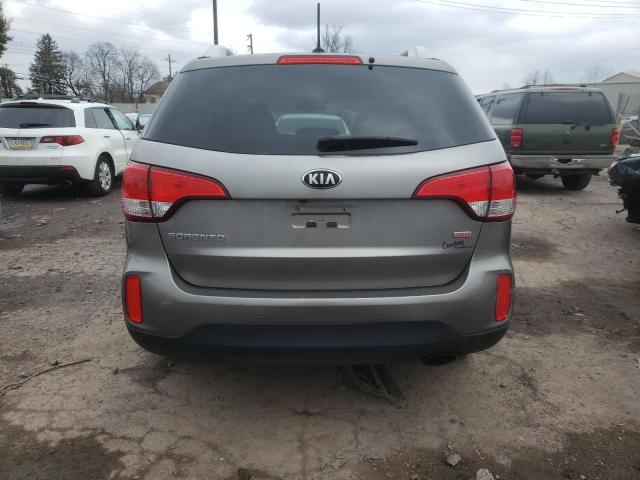 Photo 6 from auction – 2014 KIA SORENTO LX with VIN 5XYKTCA66EG465386