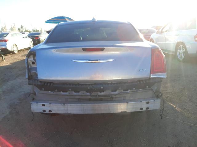 Photo 6 from auction – 2018 CHRYSLER 300 LIMITE with VIN 2C3CCAEG6JH140121