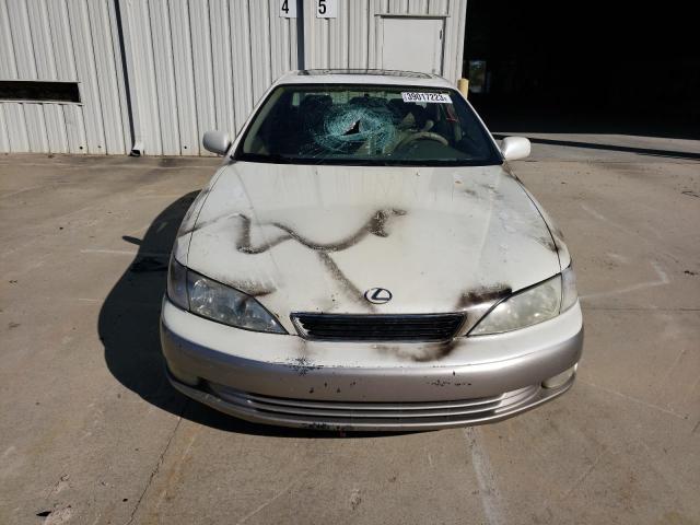 Photo 5 from auction – 1999 LEXUS ES 300 with VIN JT8BF28G0X0224477