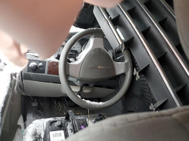 Photo 8 from auction – 2010 CHRYSLER TOWN & COU with VIN 2A4RR4DE4AR150205