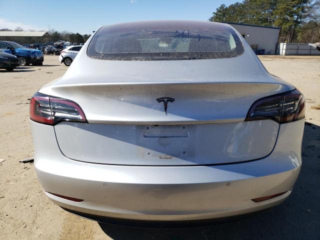 Photo 6 from auction – 2018 TESLA MODEL 3 with VIN 5YJ3E1EA6JF020214