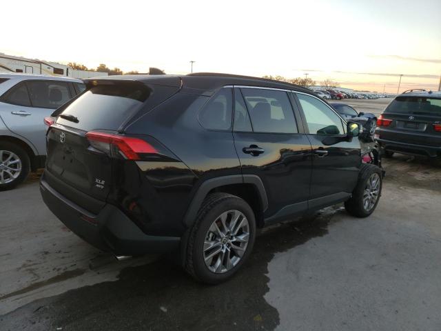 Photo 3 from auction – 2022 TOYOTA RAV4 XLE P with VIN 2T3A1RFV9NC322049