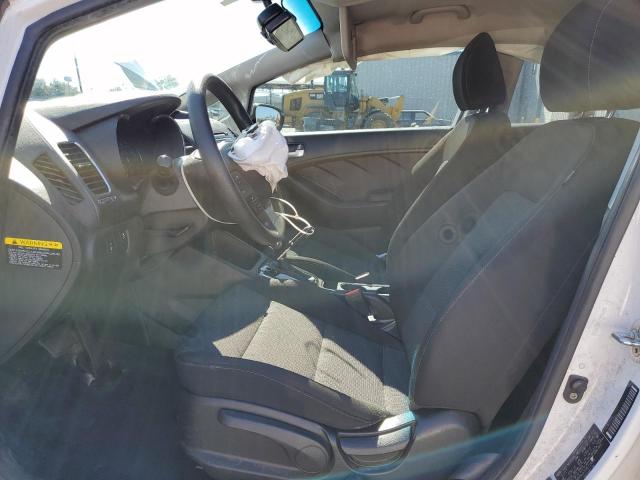Photo 7 from auction – 2017 KIA FORTE LX with VIN 3KPFK4A71HE119332