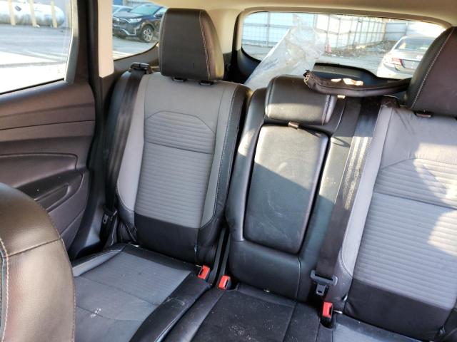 Photo 10 from auction – 2017 FORD ESCAPE SE with VIN 1FMCU9GD3HUF00216
