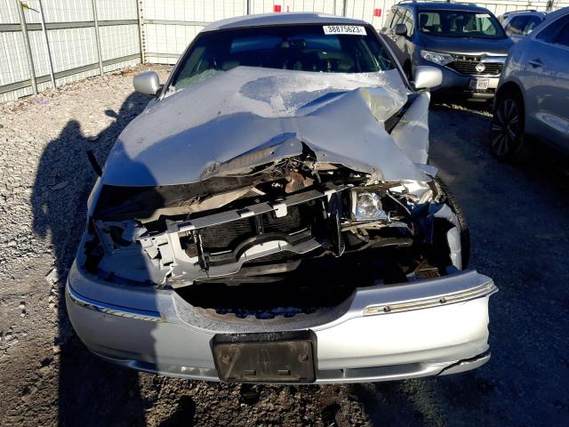 Photo 5 from auction – 2001 LINCOLN TOWN CAR E with VIN 1LNHM81W31Y619263