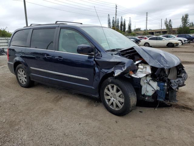 Photo 4 from auction – 2015 CHRYSLER TOWN & COU with VIN 2C4RC1BG2FR577111