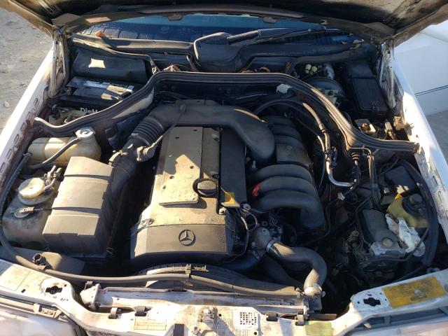 Photo 11 from auction – 1995 MERCEDES-BENZ E 320 with VIN WDBEA92E3SF330018