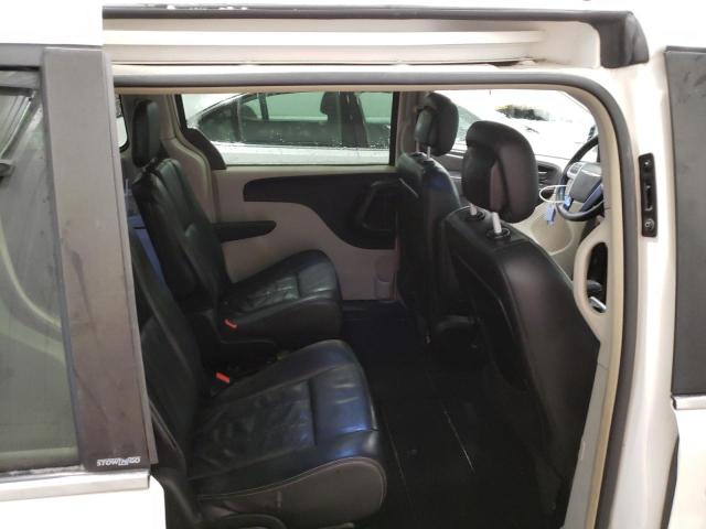 Photo 11 from auction – 2012 CHRYSLER TOWN & COU with VIN 2C4RC1BG0CR292337