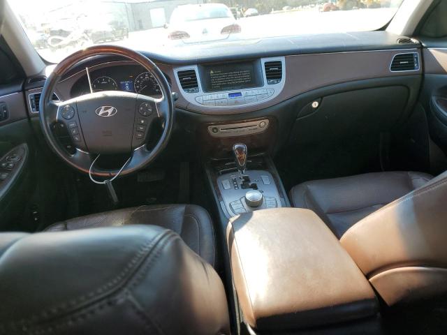 Photo 8 from auction – 2011 HYUNDAI GENESIS 4. with VIN KMHGC4DF2BU114679