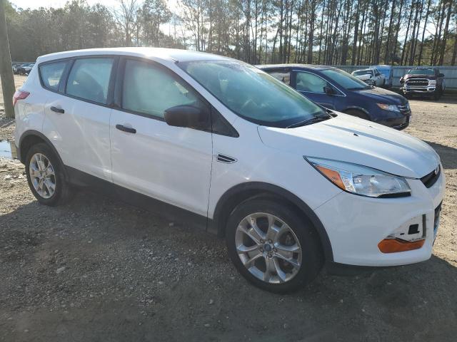 Photo 4 from auction – 2013 FORD ESCAPE S with VIN 1FMCU0F70DUA57413