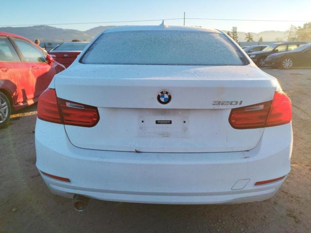 Photo 6 from auction – 2014 BMW 320 I with VIN WBA3B1C5XEP681056
