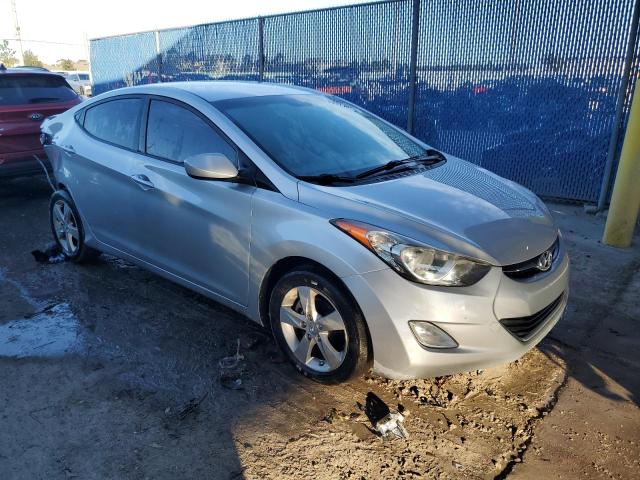 Photo 4 from auction – 2012 HYUNDAI ELANTRA GL with VIN 5NPDH4AE7CH102379