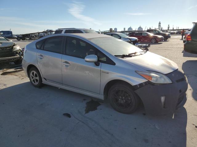 Photo 4 from auction – 2013 TOYOTA PRIUS with VIN JTDKN3DU7D0338882