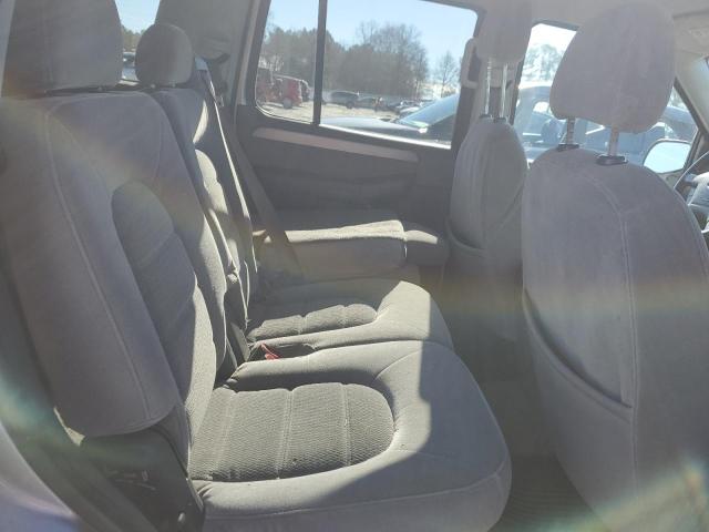 Photo 11 from auction – 2004 FORD EXPLORER X with VIN 1FMZU63K74UC32410