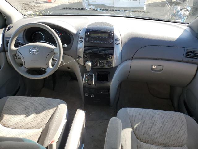 Photo 8 from auction – 2010 TOYOTA SIENNA CE with VIN 5TDKK4CC8AS323713