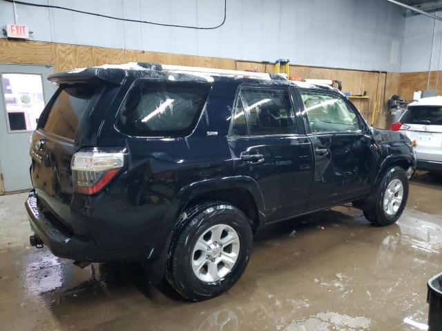 Photo 3 from auction – 2019 TOYOTA 4RUNNER SR with VIN JTEBU5JR3K5622214